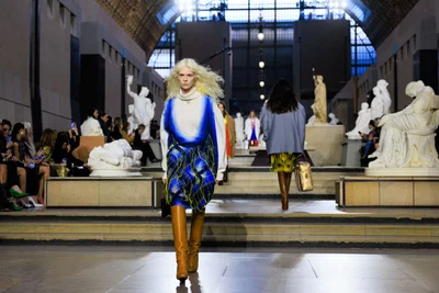 Look 25